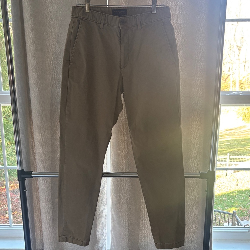 Banana Republic Men's Khaki Chinos